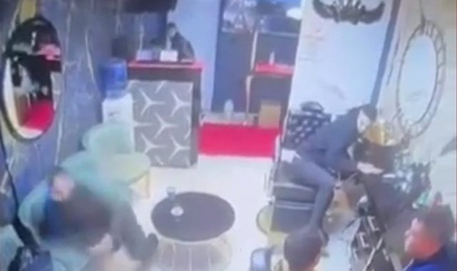 İzmir'in Bayraklı ilçesinde, 3 farklı yerde yapılan silahla yaralama ve...