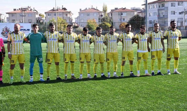 Kayseri Süper Amatör Küme B Grubu ekiplerinden Kayserigücü FK, ligin 9. haf...
