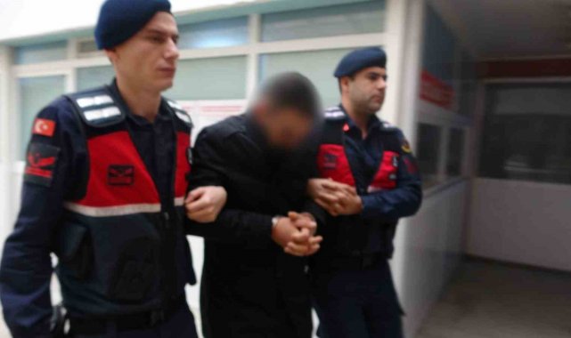 Kocaeli'nin İzmit ilçesinde eski sevgilisinin evine tabanca ve bıçakla ...