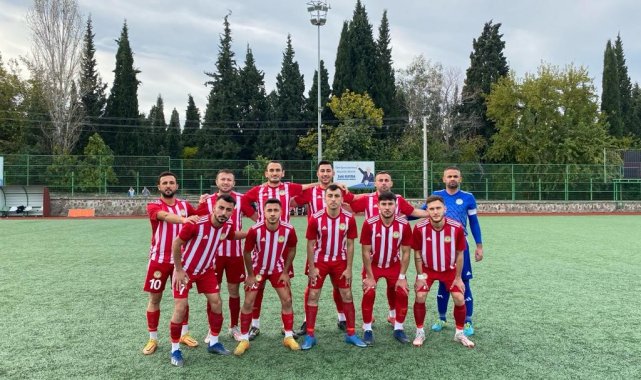Manisa 1. Amatör Salihli B Grubunda mücadele eden Sarıgöl Beldiyespor Salih...