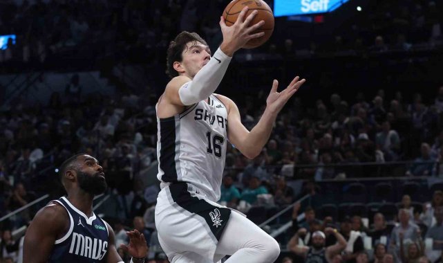 NBA'de San Antonio Spurs, konuk olduğu New Orleans Pelicans'a 121-1...