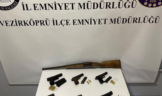 Samsun'da polisin yol uygulamasında 6 adet tabanca, 68 mermi ve 1 tüfek...