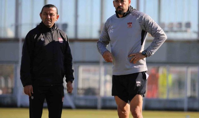 Sivasspor, Trendyol Süper Lig'in 14. haftasında deplasmanda Fenerbahçe ...