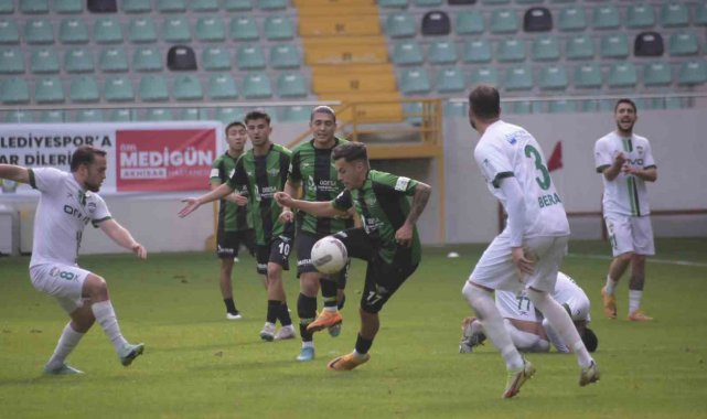 TFF 3. Lig 3. Grup 13. hafta mücadelesinde Akhisarspor, evinde Büyükçekmece...