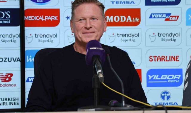 Trendyol Süper Lig ekiplerinden Samsunspor'un Teknik Direktörü Markus G...