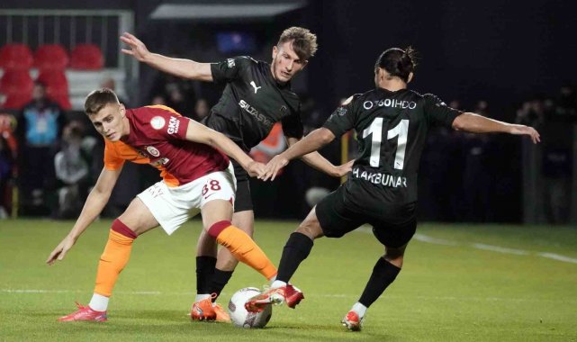 Trendyol Süper Lig'in 14. haftasında Galatasaray, deplasmanda Pendikspo...