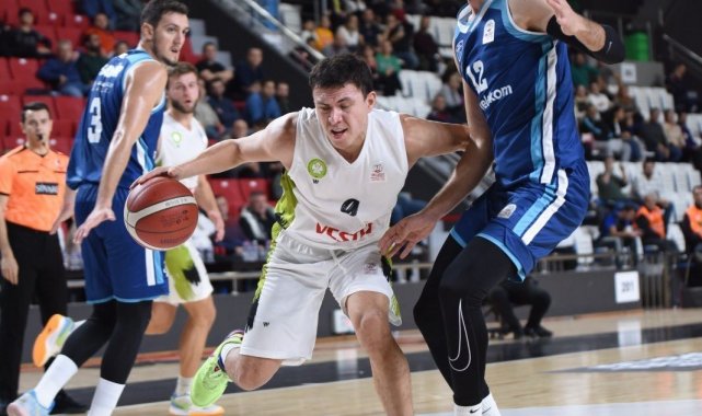 Türkiye Basketbol Süper Ligi 10. hafta maçında Manisa Büyükşehir Belediyesp...