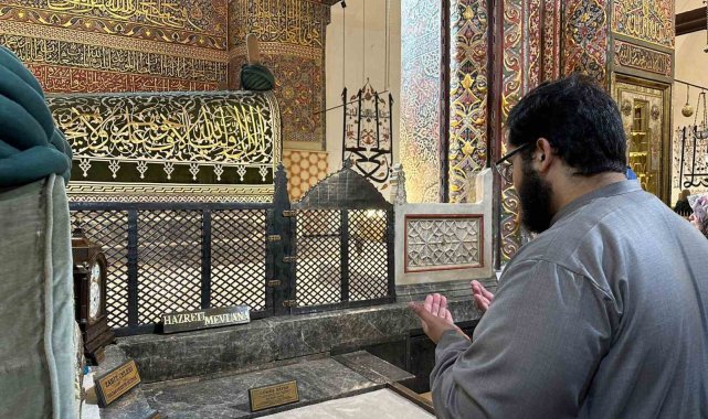 Türkiye Diyanet Vakfı (TDV), ekseriyeti bursiyer olan Türk ve uluslararası ...