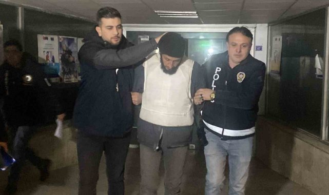 Uşak'ın Eşme ilçesinde bakkalı iş yerinde öldüren yabancı uyruklu şüphe...