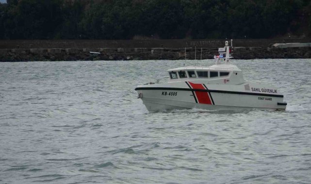 Zonguldak'ın Ereğli ilçesinde batan Kafkametler adlı yük gemisinin kayı...