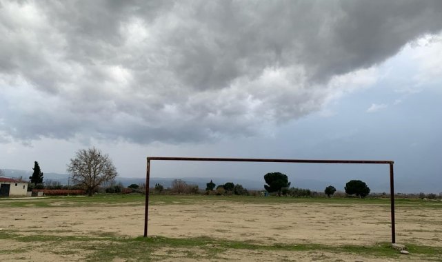 Manisa'nın Sarıgöl ilçesinde 1969 yılında yaşanan deprem sonrası yerleş...