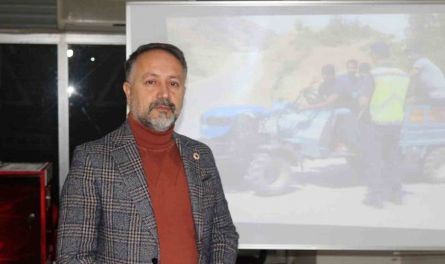 Bağ, bahçe ve tarlalarda kullanılan patpat olarak tabir edilen tarım aracın...