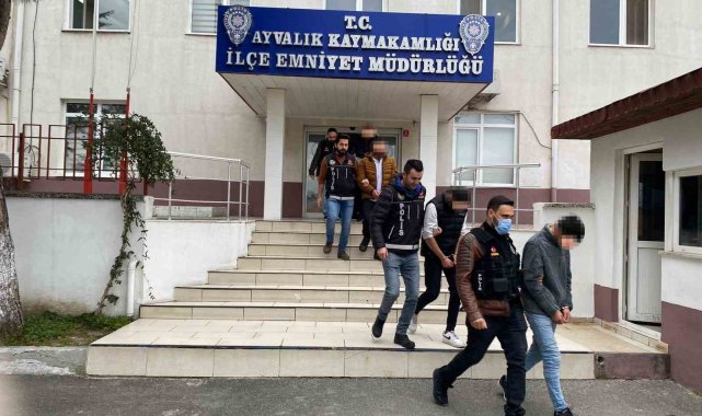 Balıkesir'in Ayvalık ilçesinde, İlçe Emniyet Müdürlüğü ekipleri tarihi ...
