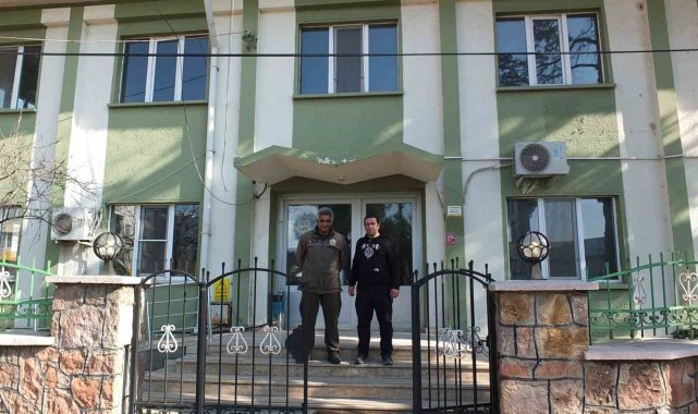 Burhaniye ilçesinde, yıllardan beri Orman İşletme Şefliği olarak kullanılan...