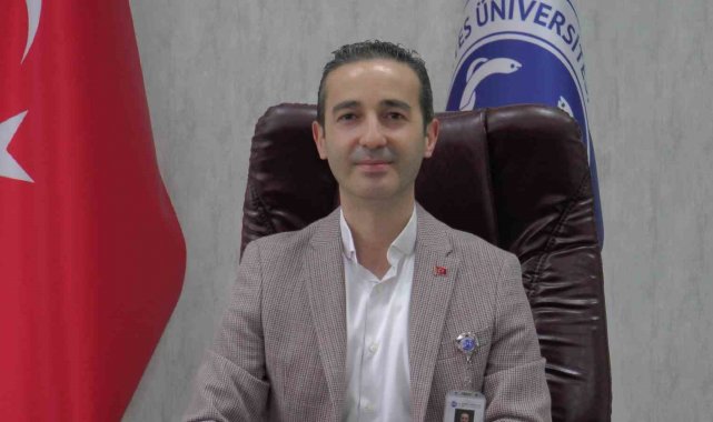Erciyes Üniversitesi (ERÜ) Tıp Fakültesi Dekanı Prof. Dr. Cemal Alper Kemal...