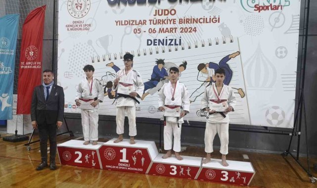 Denizli'de düzenlenen Okul Sporları Yıldızlar Judo Türkiye Birinciliği&...