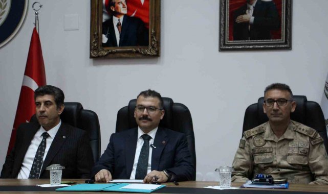 Iğdır'da Vali Ercan Turan, başkanlığında 'Iğdır'ın Huzuru' ...