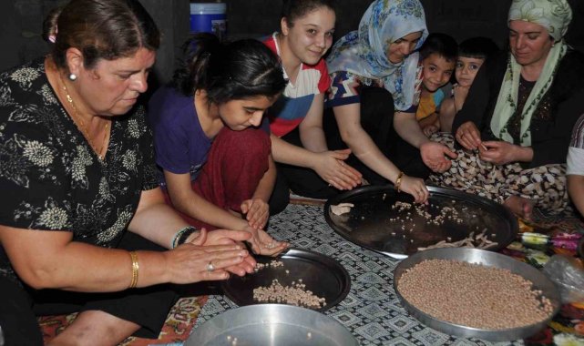 Ramazan bayramı hazırlıkları Türkiye'nin dört bir yanında farklı hazırl...