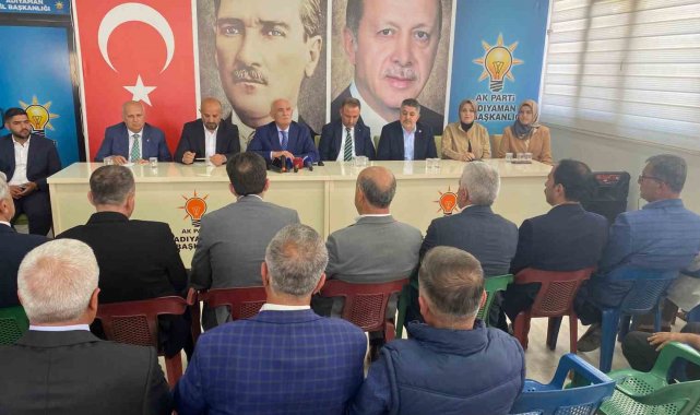 AK Parti Genel Başkan Yardımcısı ve Yerel Yönetimler Başkanı Yusuf Ziya Yıl...