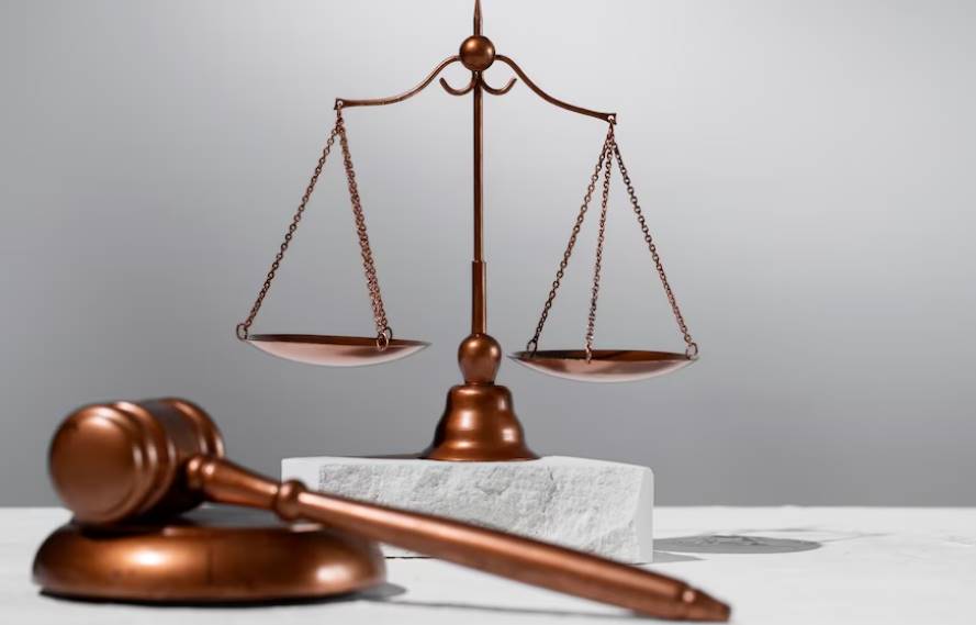 İzmir Doğru Avukat Seçimi Nasıl Yapılır?