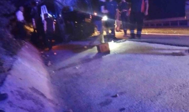 Çankırı'nın Ilgaz ilçesi D100 karayolunda otobüsünün devrilmesi netices...