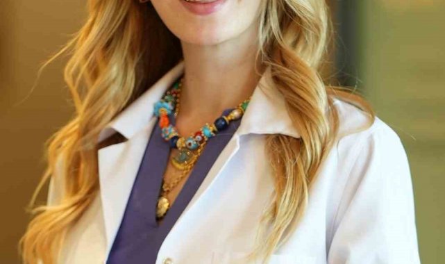 Dişler ve çene, genç ve güzel bir görünüm için yüzün en önemli bölgelerinde...