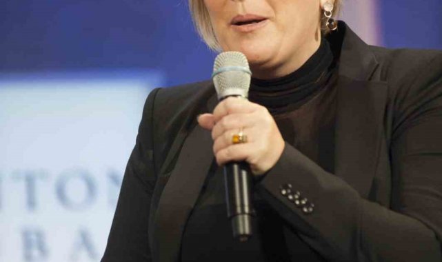 İzlanda'da dün gerçekleştirilen cumhurbaşkanlığı seçimini resmi olmayan...