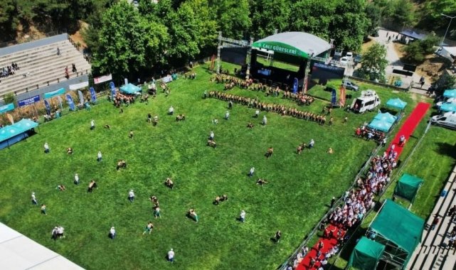 Körfez Gençlerbirliği sporcusu Çağlar Reşitoğlu Bursa Çalı Yağlı Güreşlerin...