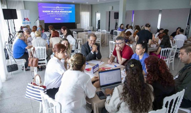Mersin Büyükşehir Belediyesi Kadın ve Aile Hizmetleri Dairesinin 'Kadın...
