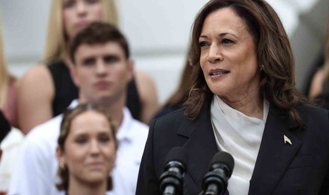 ABD Başkan Yardımcısı Kamala Harris, ABD Başkanı Joe Biden'ın başkanlık...