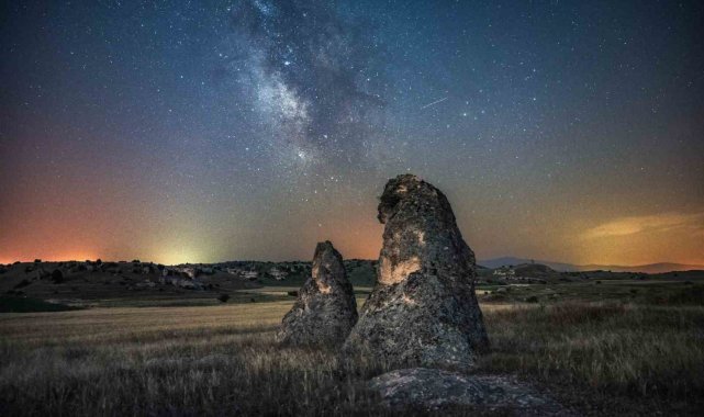 Eskişehir'de 4 yıldır astrofotoğrafçılık hobisiyle ilgilenen Murat Okta...