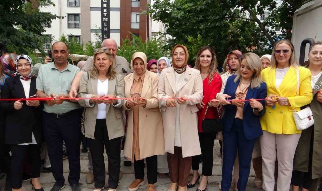 Van'da İpekyolu Sosyal Yardımlaşma ve Dayanışma Vakfı bünyesinde hizmet...