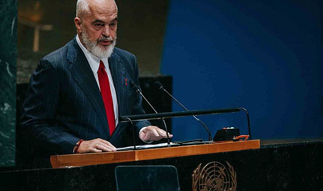 Arnavutluk'tan başkent Tiran'da 'Bektaşi devleti' planı