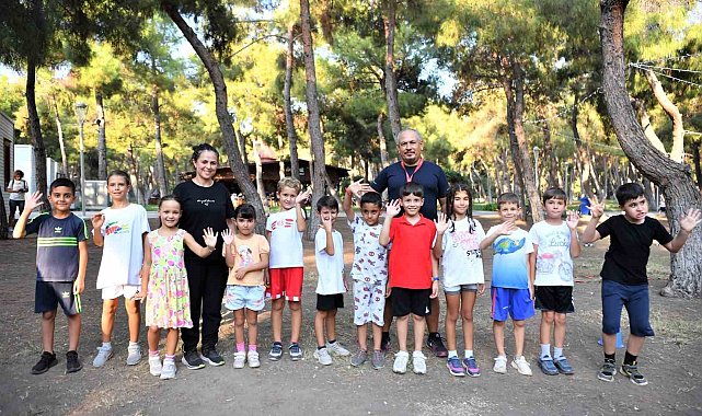 Konyaaltı'nda çocuklar eğlenirken öğreniyorlar