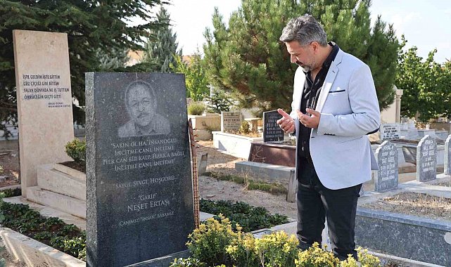 Neşet Ertaş'ın çaldığı saza 27 yıldır gözü gibi bakıyor