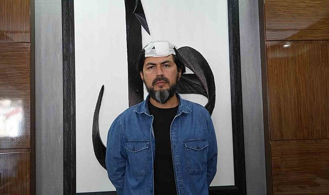 Veli, delgeç ile öğretmene saldırdı: Yaralanan öğretmenin başına 5 dikiş atıldı