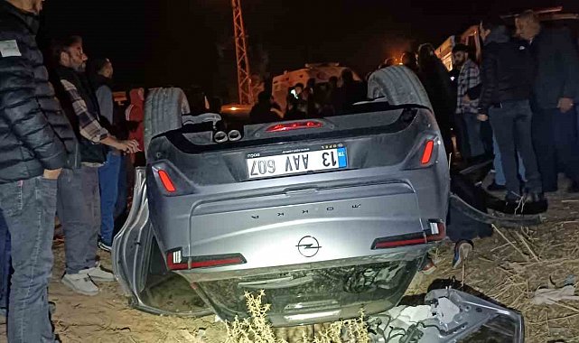 Güroymak'ta trafik kazası: 3 kişi yaralandı