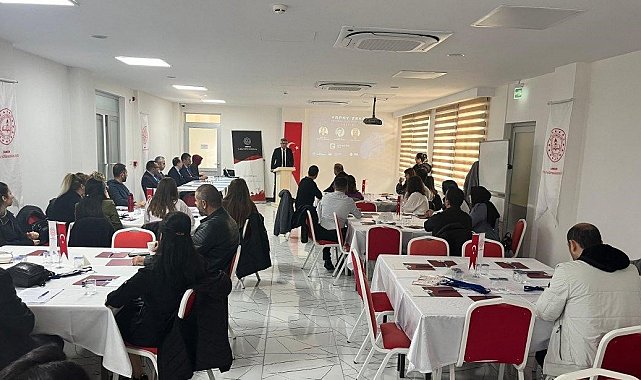 Öğretmenlere "Yapay Zeka Farkındalık Eğitimi"