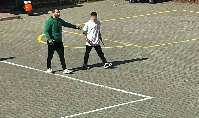 Ümraniye'de bıçakla okulu basan öğrenci gözaltına alındı