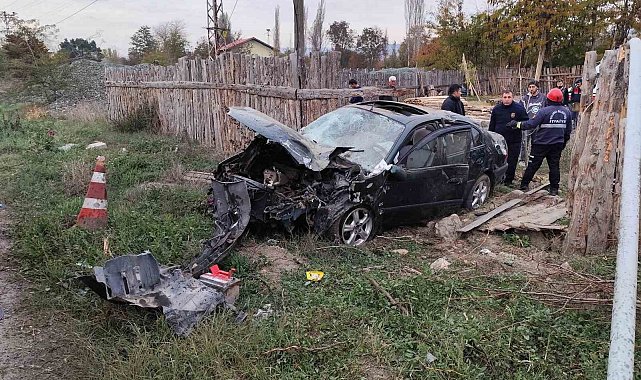 Amasya'da otomobil takla attı: 4 yaralı