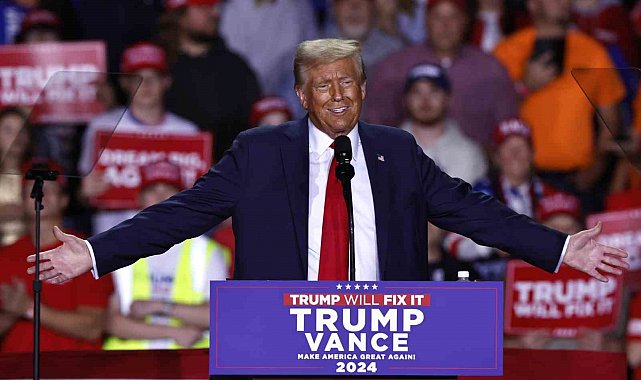 Cumhuriyetçi Parti Başkan Adayı Trump oyunu kullandı: "Kendime çok güveniyorum"