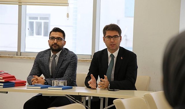 Erciş Kaymakamı Karaloğlu 'Dünya Diş Hekimleri Günü'nü kutladı