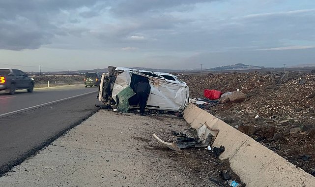 Kilis'te takla atan otomobilde can pazarı: 5 yaralı