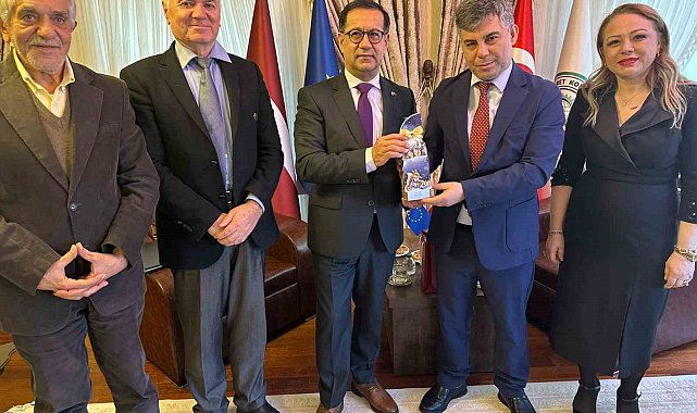 Türk şirketleri Avrupa'ya Letonya'dan açılacak