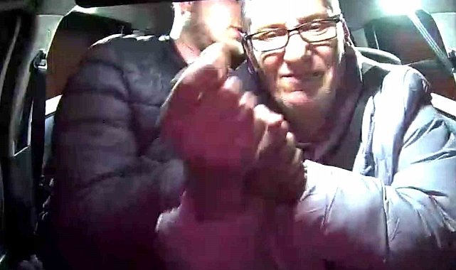 Yolcu olarak bindiği taksiciyi bıçaklayarak gasp etmeye çalıştı