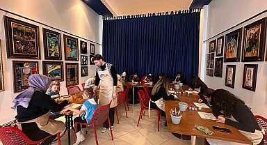 'Gelenekten Geleceğe' projesi İnegöl AVM'de Çini Atölyesi ile başladı