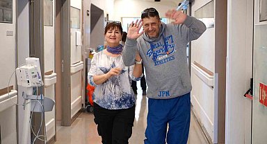 'Halsizim' diye gitti hastanede 12 santimetrelik dev kitleyle karşılaştı