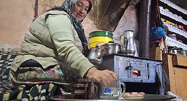 6 yıl evli kaldı, eşinin vefatıyla baba evinde bir ömür geçirdi