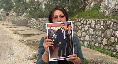 9 ay önce oğlunu kazada kaybeden anne: "Oğlumun ölümüne kim sebep oldu"