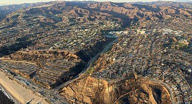 ABD'nin Los Angeles şehrindeki orman yangınlarında ölü sayısı 29'a yükseldi